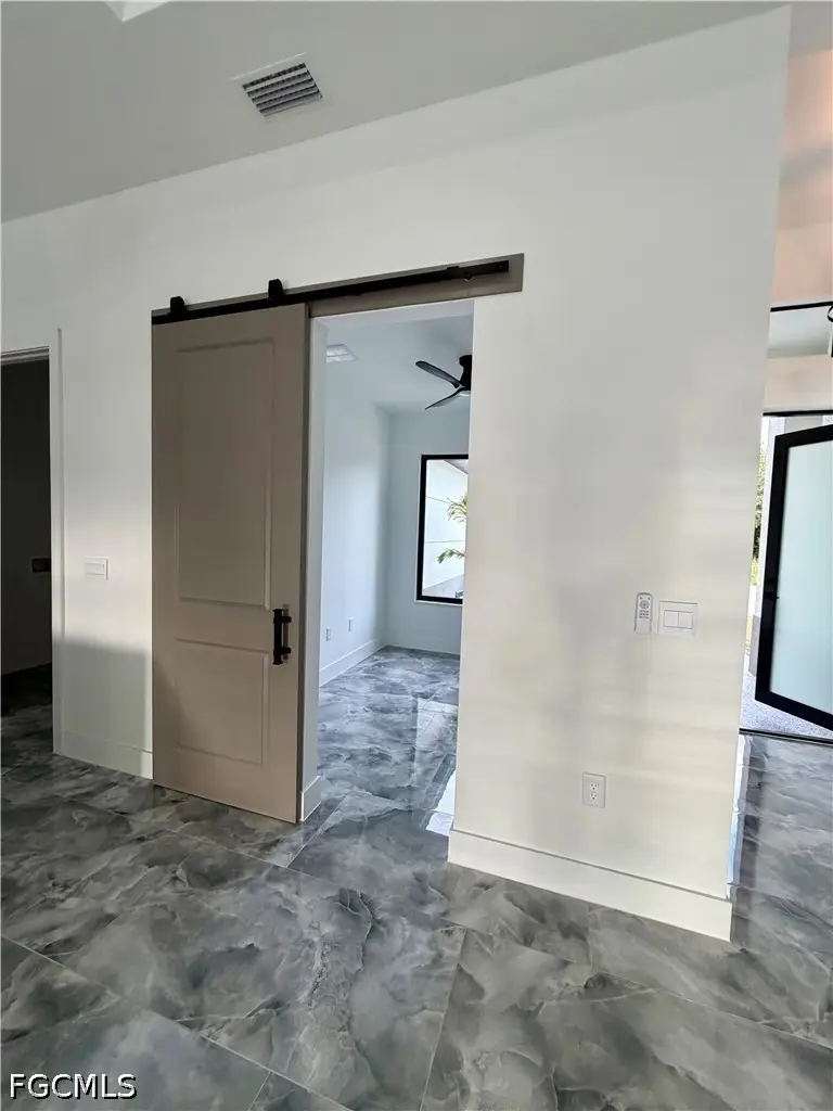 490 Christopher Court, Labelle, FL 33935 - #3