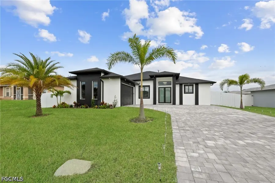 837 NE 6th Place, Cape Coral, FL 33909 - #3
