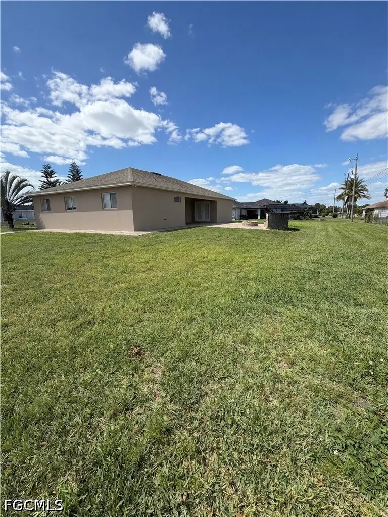 1031 NE 2nd Place, Cape Coral, FL 33909 - #2