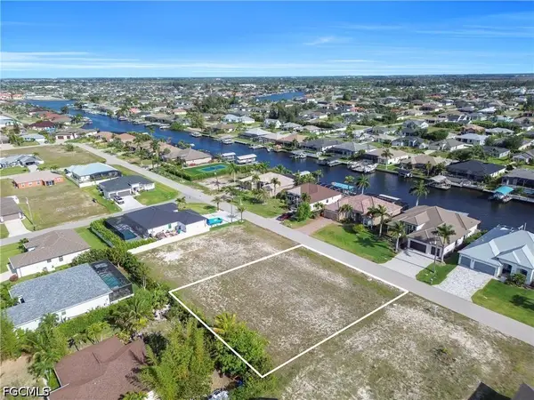 3729 SW 2nd Street, Cape Coral, FL 33991