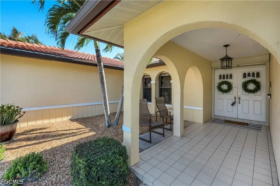 3718 SE 8th Avenue, Cape Coral, FL 33904 - #3