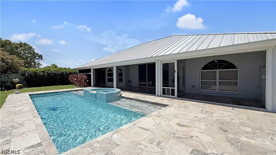 27 NE 20th Place, Cape Coral, FL 33909 - #3