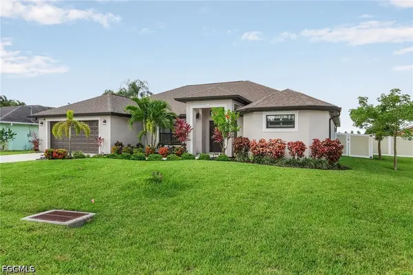 1702 SE 1st Terrace, Cape Coral, FL 33990
