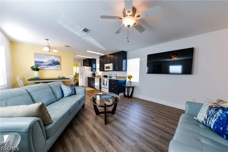 19 Helen Lane, Fort Myers Beach, FL 33931 - #2