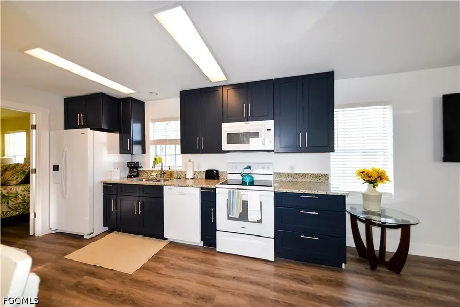 19 Helen Lane, Fort Myers Beach, FL 33931 - #3