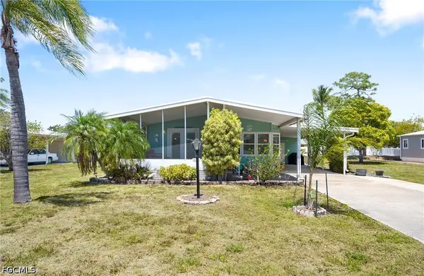 10381 Wales Loop, Bonita Springs, FL 34135