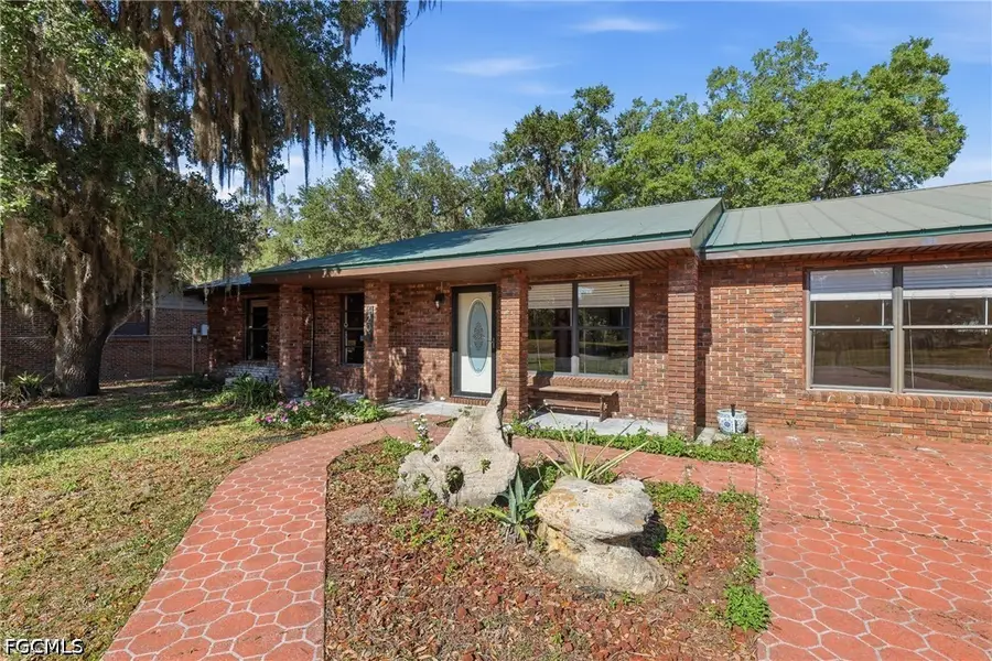420 Grant Street, Labelle, FL 33935 - #2