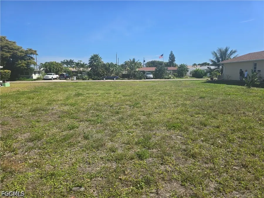 218 SE 47th Street, Cape Coral, FL 33904 - #3
