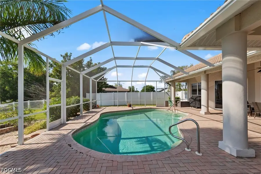 3733 SE 12th Place, Cape Coral, FL 33904 - #2