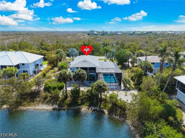 589 Rabbit Road, Sanibel, FL 33957