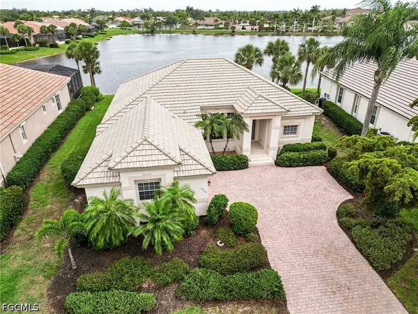 8864 New Castle Drive, Fort Myers, FL 33908
