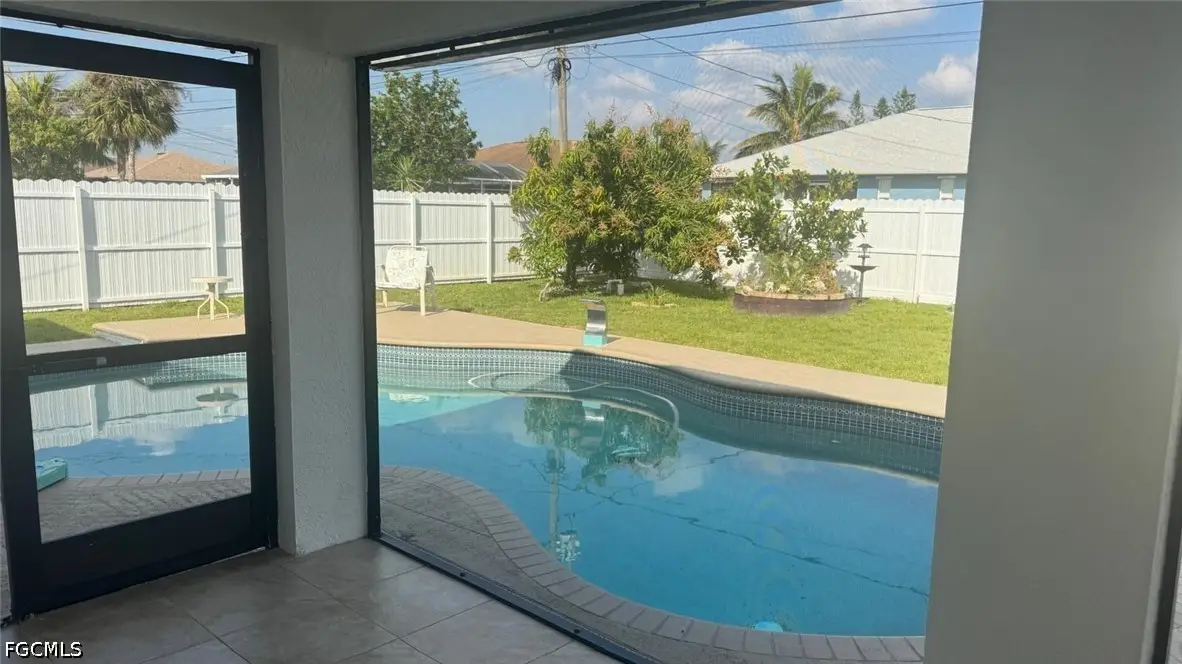 1319 SW 10th Place, Cape Coral, FL 33991 - #1