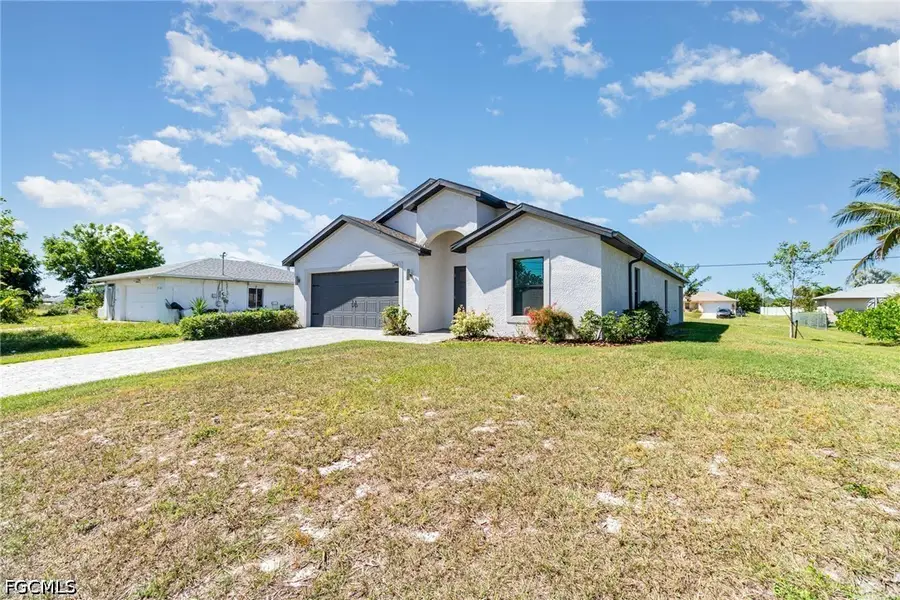 1206 NE 13th Place, Cape Coral, FL 33909 - #3