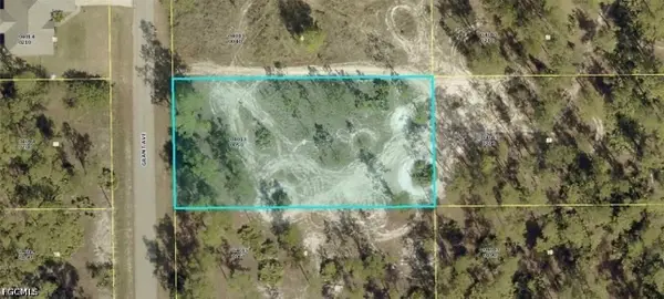 914 Grant Avenue, Lehigh Acres, FL 33972