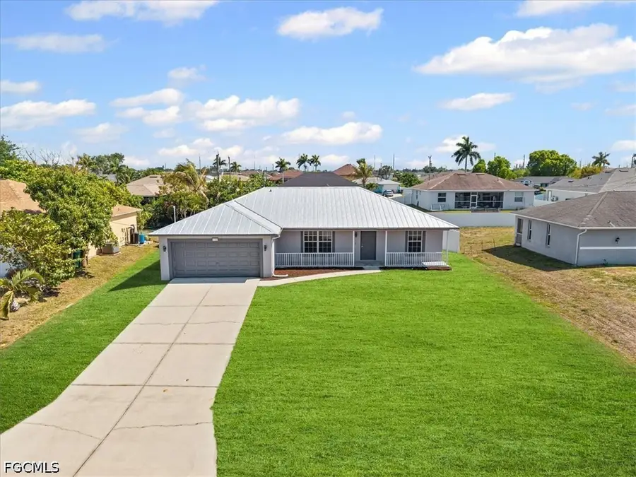 322 NE 26th Terrace, Cape Coral, FL 33909 - #2