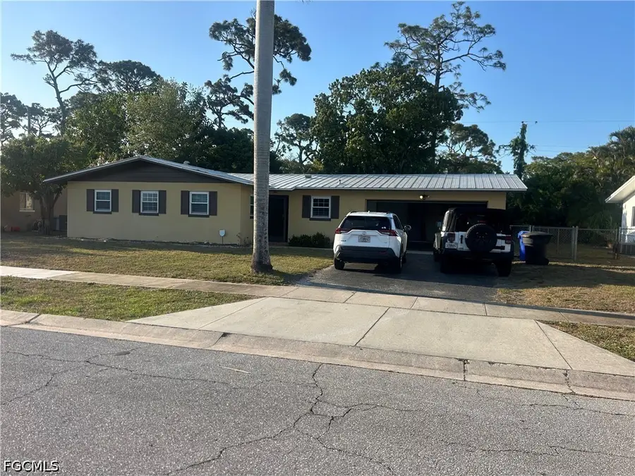 5 Broadway Circle, Fort Myers, FL 33901 - #2
