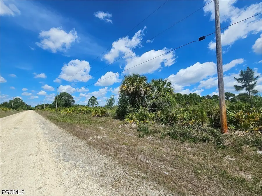 735 Central Street E, Lehigh Acres, FL 33974 - #3
