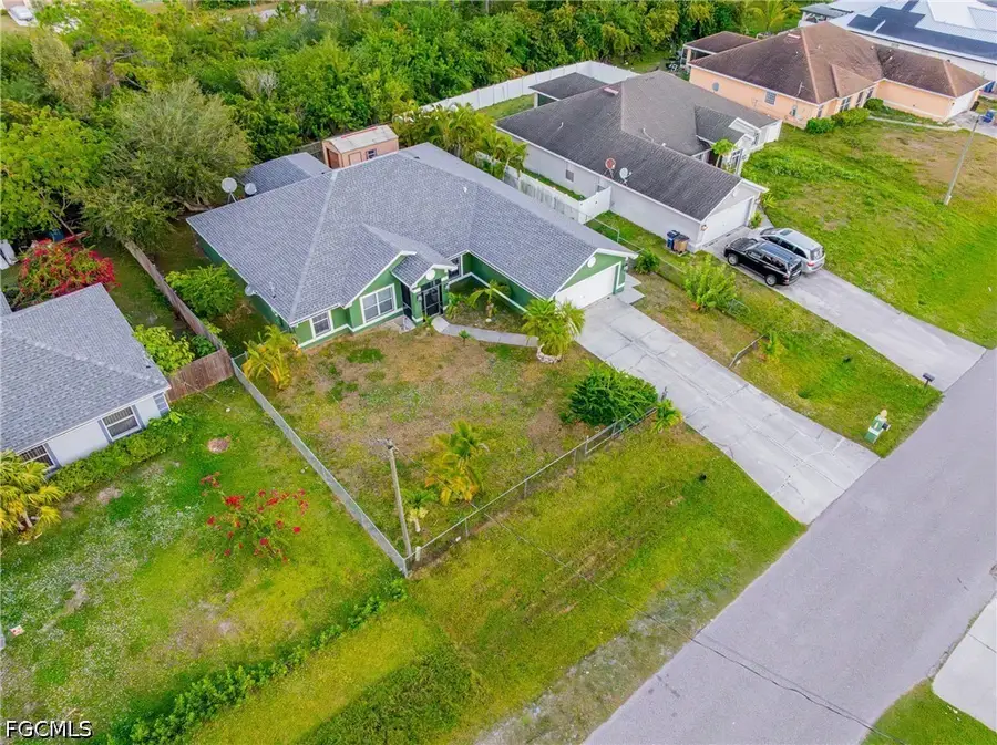 418 Windermere Drive, Lehigh Acres, FL 33972 - #2