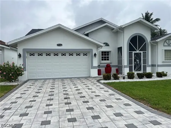 17550 Fan Palm Court, North Fort Myers, FL 33917