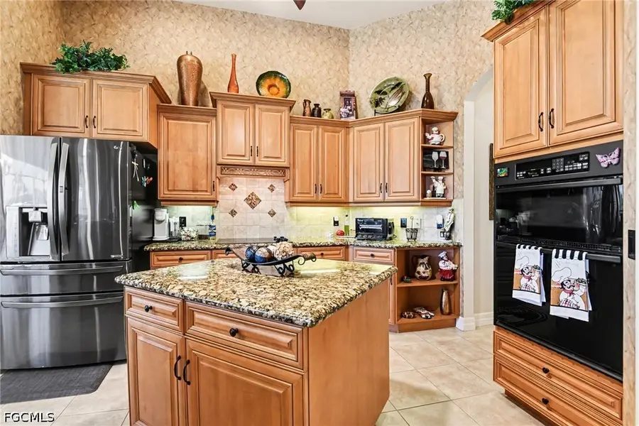 2817 SW 39th Street, Cape Coral, FL 33914 - #3