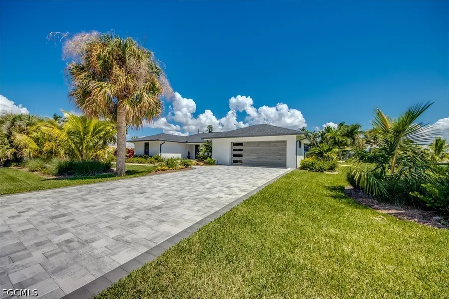 1022 Lindgren Boulevard, Sanibel, FL 33957 - #2
