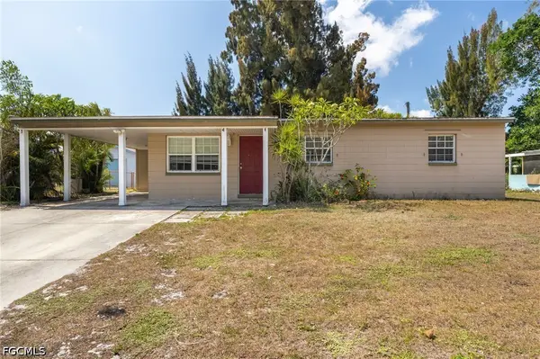 915 Hibiscus Lane, North Fort Myers, FL 33903