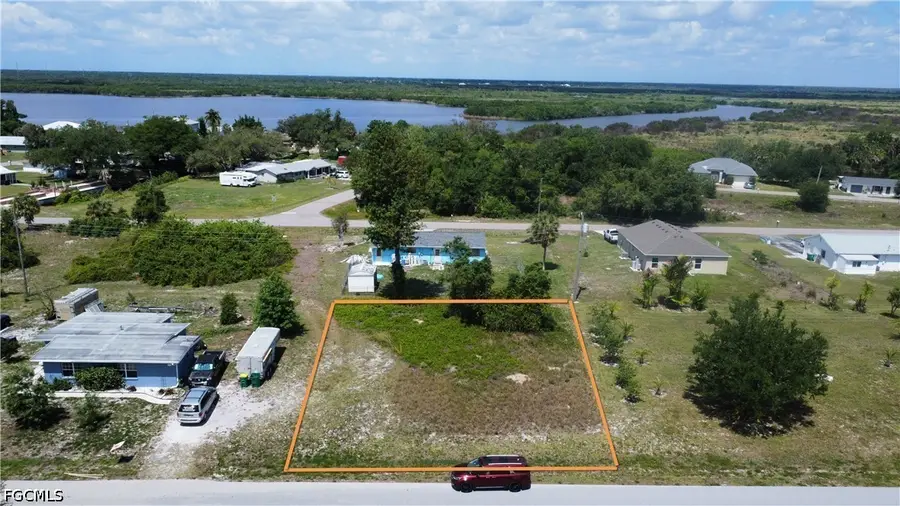 365 Rio Vista Avenue, Punta Gorda, FL 33982 - #3