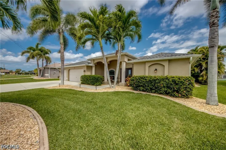 2301 SW 28th Lane, Cape Coral, FL 33914 - #2