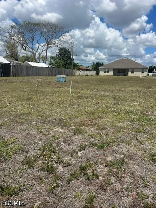 153 Kamal Parkway, Cape Coral, FL 33904
