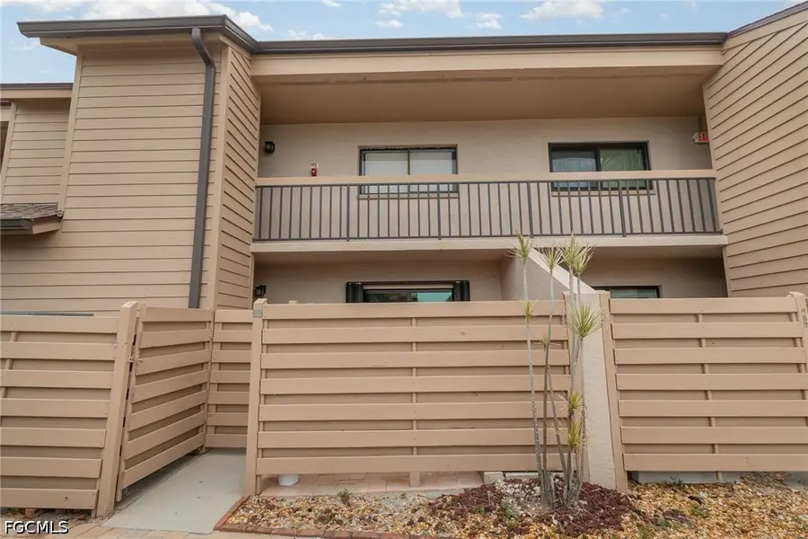 898 Buttonwood Drive #105, Fort Myers Beach, FL 33931 - #2