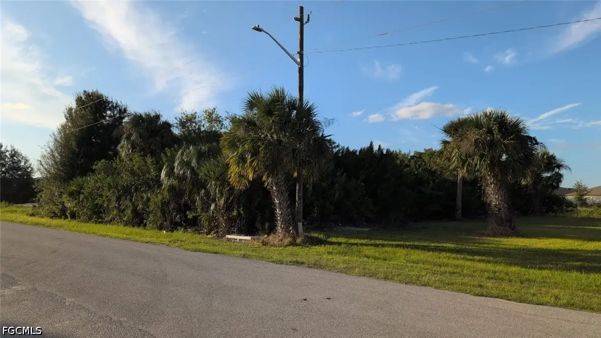 3800 Hyde Park Drive, Fort Myers, FL 33905 - #1