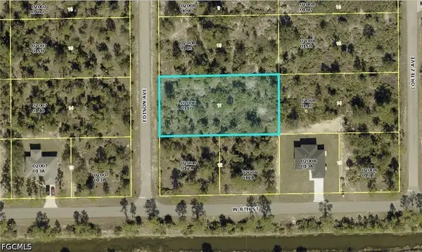 802 Edison Avenue, Lehigh Acres, FL 33972