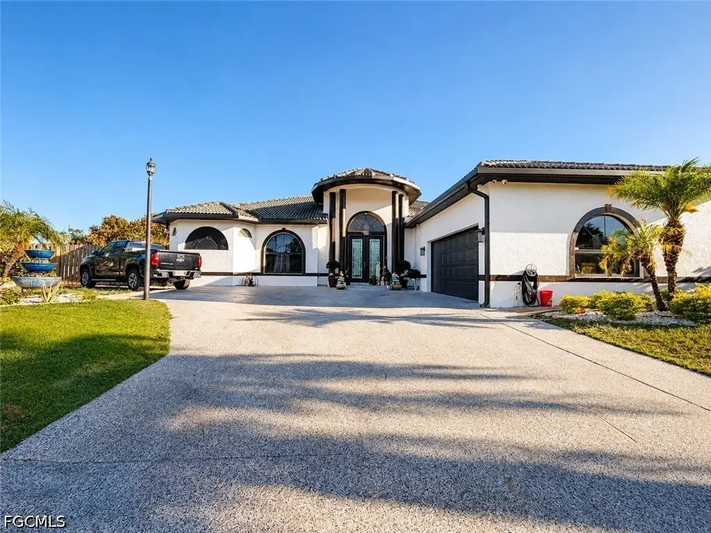 1204 E 4th Street, Lehigh Acres, FL 33936 - #1