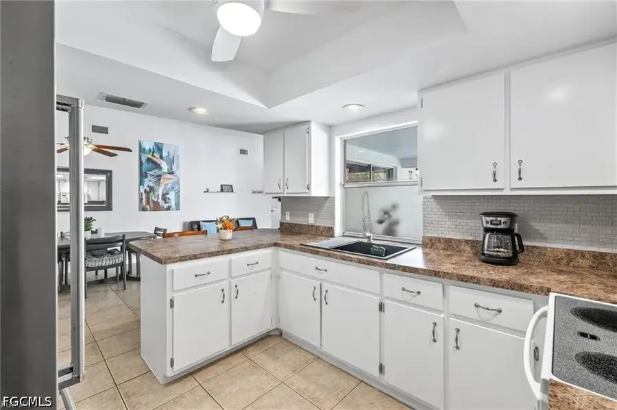 1015 SE 25th Lane, Cape Coral, FL 33904 - #3