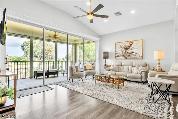3000 Meandering Way #202, Fort Myers, FL 33905