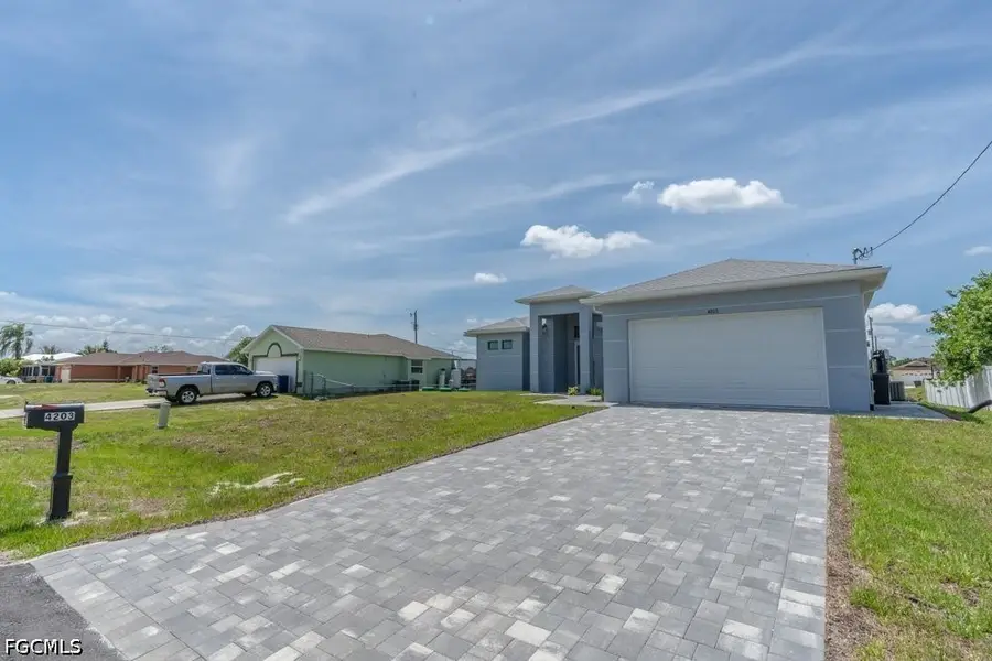 4203 11th Street W, Lehigh Acres, FL 33971 - #2