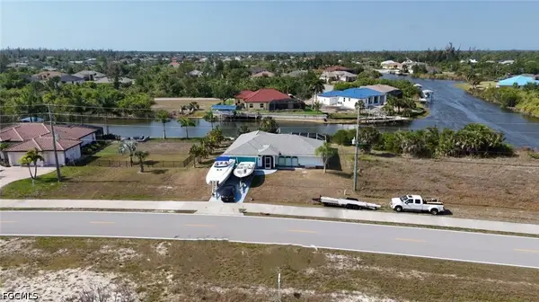 15073 Ingraham Boulevard, Port Charlotte, FL 33981