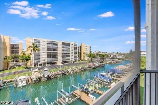 4351 Bay Beach Lane #332, Fort Myers Beach, FL 33931