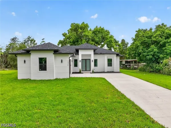 1276 Dove Tree Street, Naples, FL 34117