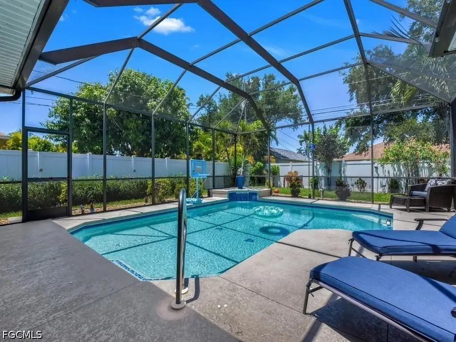 505 SE 29th Street, Cape Coral, FL 33904 - #3