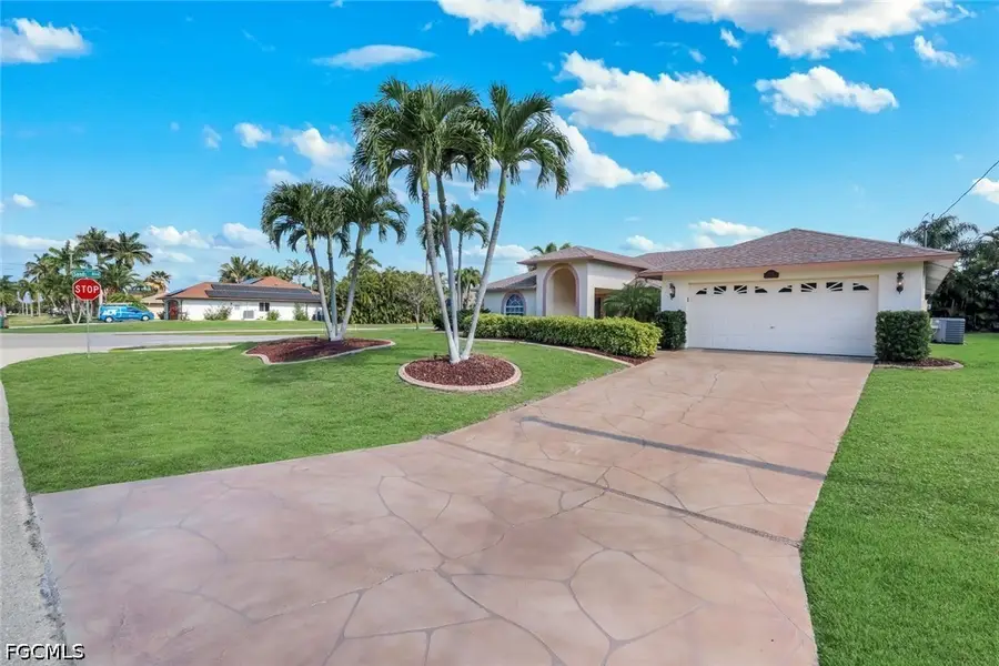 2725 SW 46th Terrace, Cape Coral, FL 33914 - #3