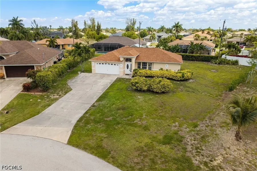 1127 SW 29th Street, Cape Coral, FL 33914 - #3