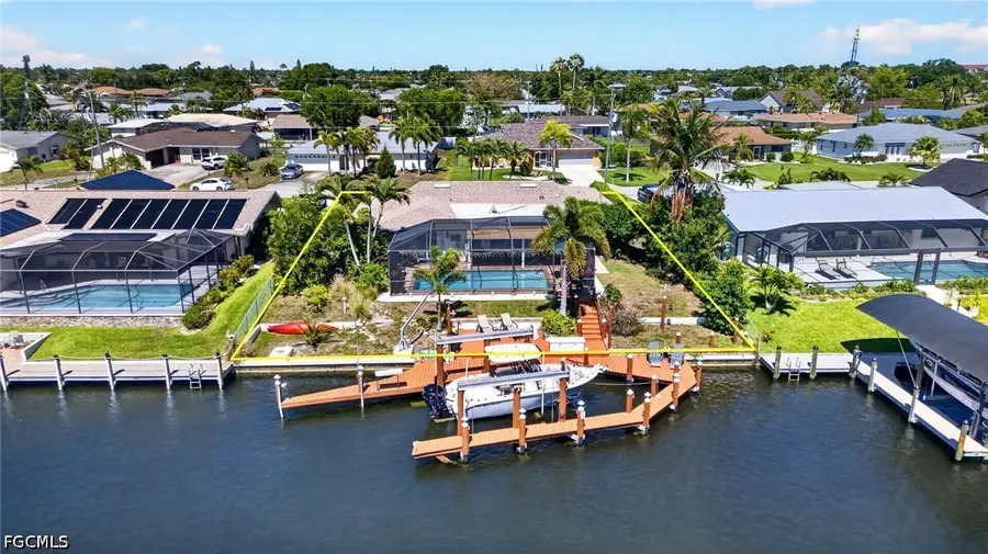 3810 SE 1st Place, Cape Coral, FL 33904 - #2