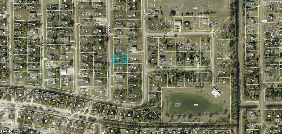 725 Peacock Avenue, Lehigh Acres, FL 33974 - #3