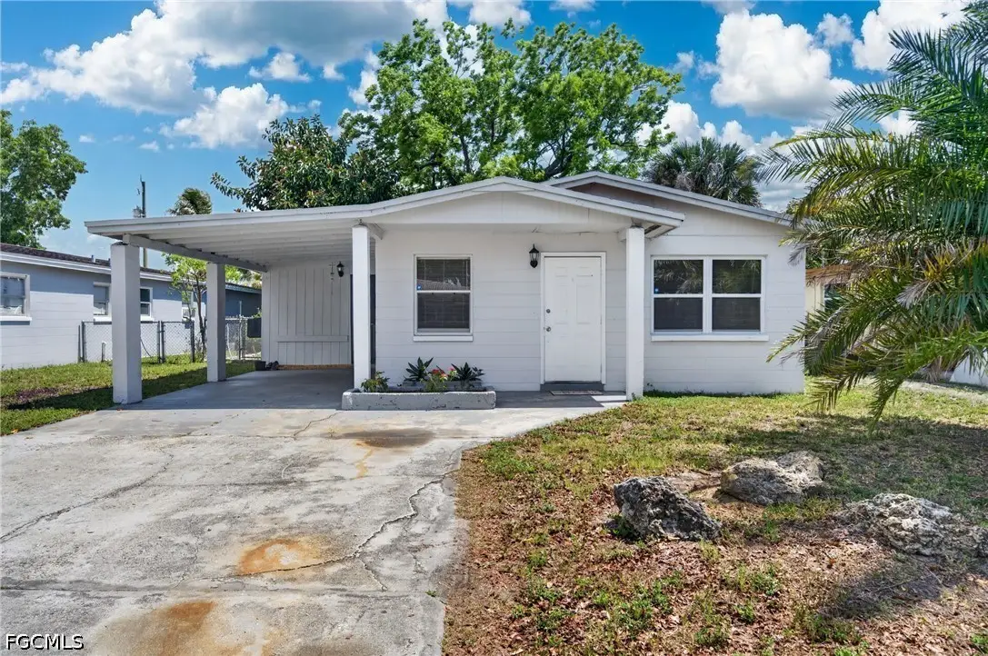 2992 Lafayette Street, Fort Myers, FL 33916 - #1