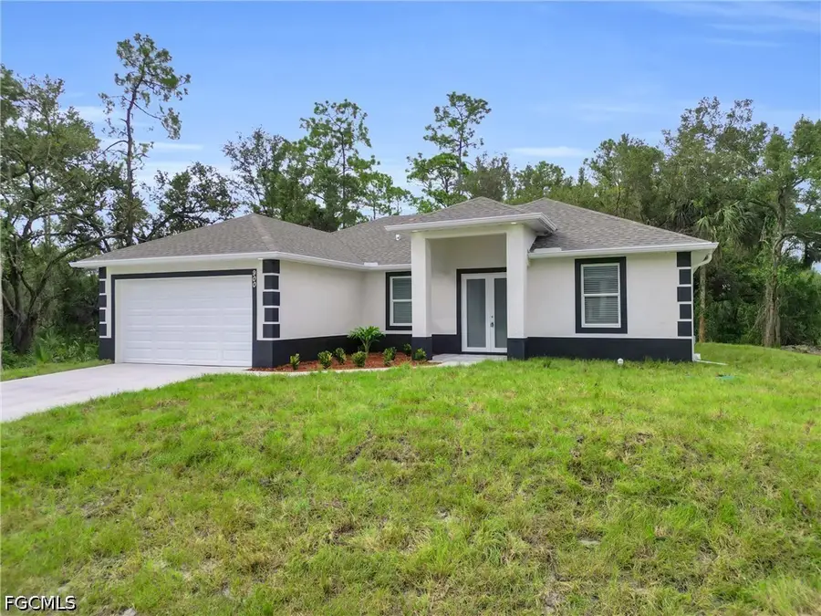 814 Lake Avenue, Lehigh Acres, FL 33972 - #3