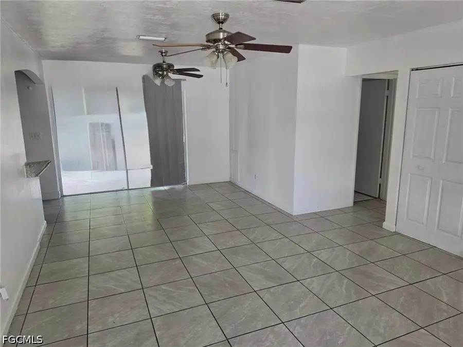 7262 Fair Oaks Street, Spring Hill, FL 34606 - #2