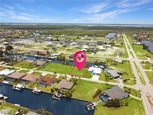 1514 NW 39th Avenue, Cape Coral, FL 33993