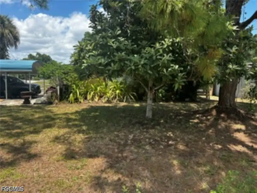 376 Kingston Drive E, Fort Myers, FL 33905 - #3