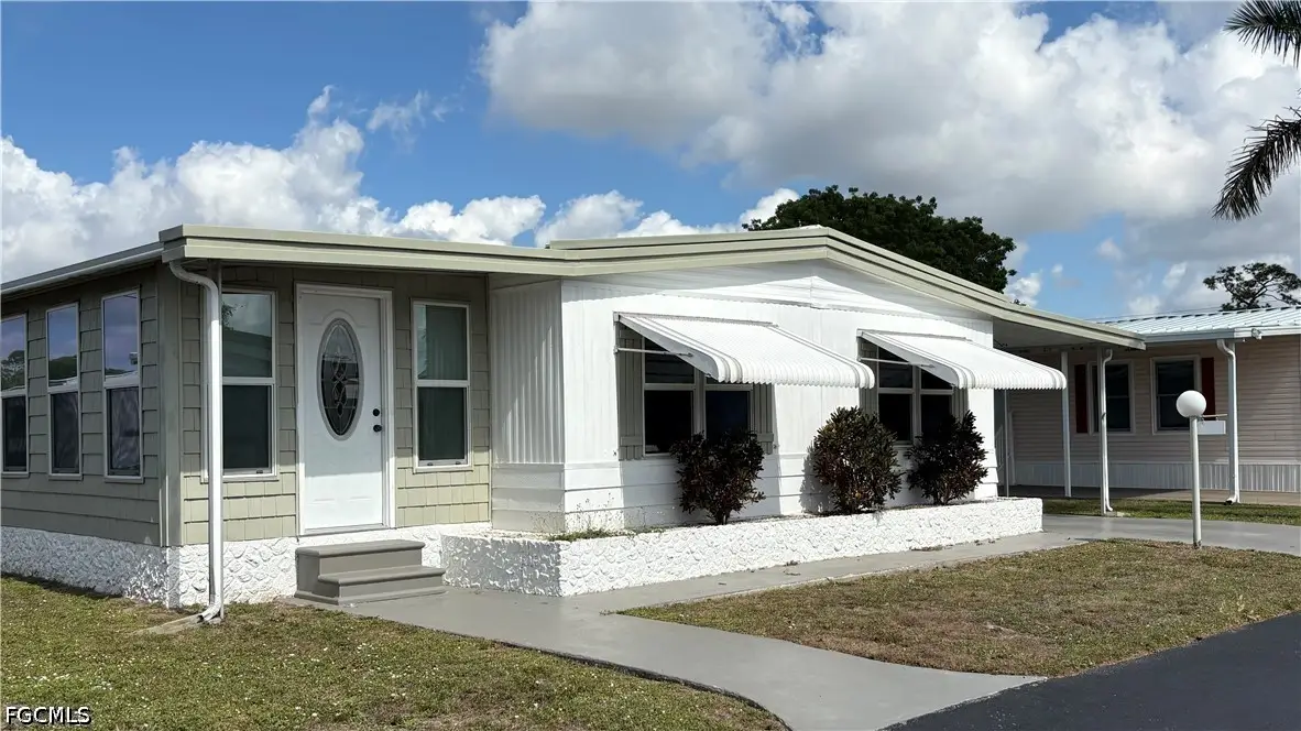 748 Park Avenue, North Fort Myers, FL 33917 - #1